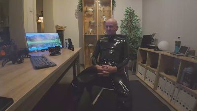 sau_rubber webcam model stream image