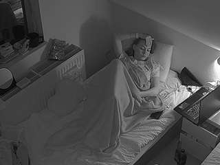 voyeurcam-julmodels-bed-7 webcam model stream image