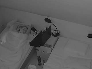 voyeurcam-julmodels-bed-7 webcam model stream image