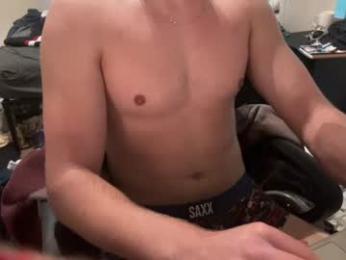 whiteboi_twinkslut webcam model stream image