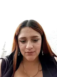 Hanna--a webcam model stream image