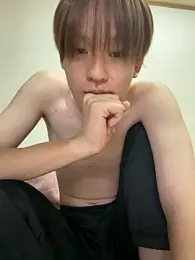 riku38777 webcam stripchat model stream image