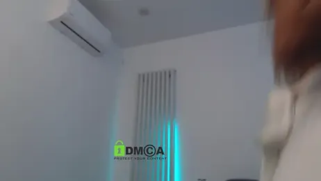 kissabellaa webcam model stream image