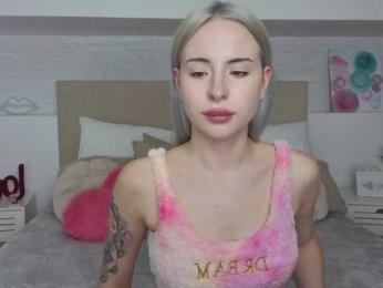 Bella-crazyy webcam model stream image