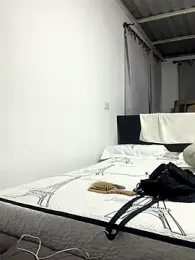 vera2002 webcam model stream image