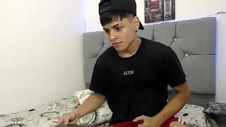 Loganjhonson19 webcam model stream image