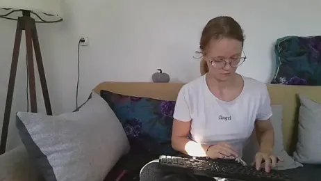 little-leni webcam model stream image