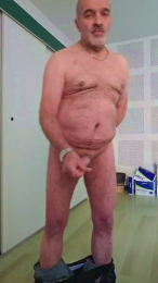 Exibbi42 webcam model stream image