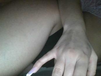 Rominnaa webcam model stream image