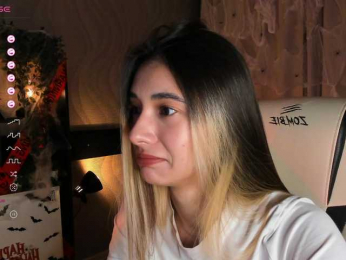 DarlaBelle webcam model stream image