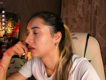 DarlaBelle webcam model stream image