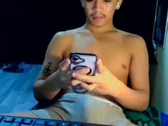 silkspider_210802 webcam model stream image