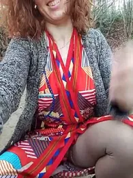 Exhibitionsplit webcam model stream image