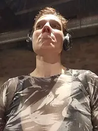 Exhibitionsplit webcam model stream image