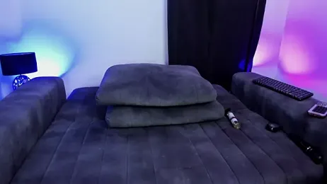 Stormi_Canniggia webcam model stream image