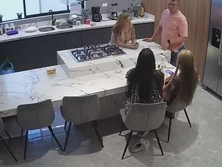 voyeurcam-casa-salsa-kitchen webcam model stream image