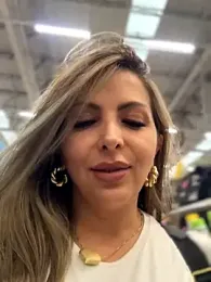 _Abril-Office1 webcam model stream image