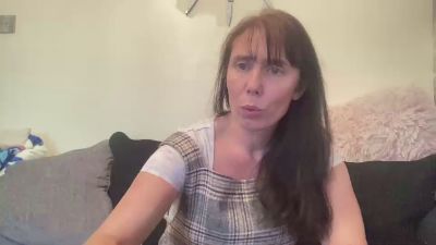 Hotbabe2019 webcam model stream image