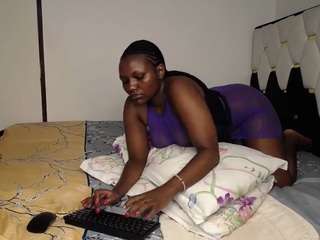 georginaemly webcam model stream image