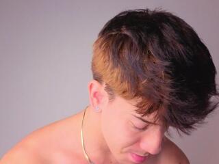 Maxx Coopper webcam model stream image