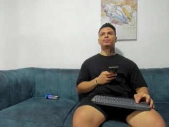 straight__friends webcam model stream image