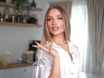 LeyahSummer webcam livejasmin model stream image