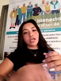 ANDREA-10_ webcam model stream image