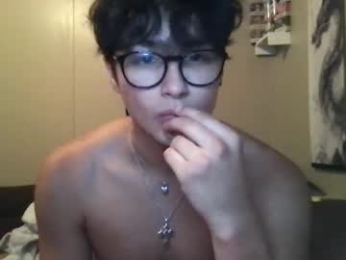 hyunluv webcam model stream image