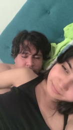 Lizzylovepetite webcam model stream image