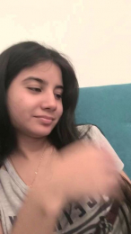 Lizzylovepetite webcam model stream image