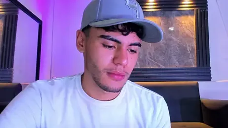 liam_genner_ webcam model stream image