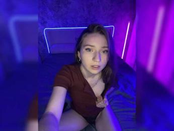 Soonni webcam model stream image