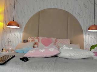 emmawilliams1 webcam camsoda model stream image