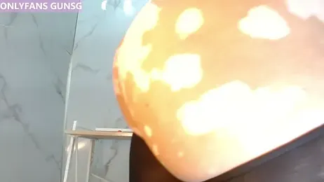 mollyguns webcam model stream image