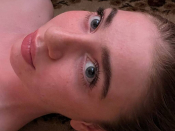 FlorenceClutter webcam model stream image