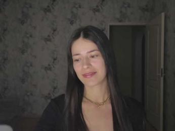 YourBella webcam bongacams model stream image