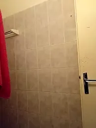 callmelouve webcam model stream image