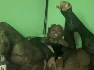 ruethewaning webcam model stream image