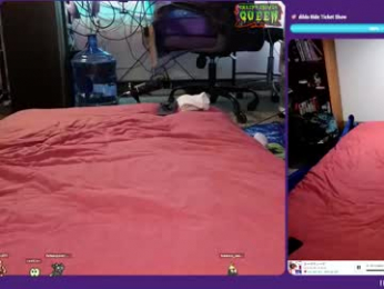 creepycrawlyqueen webcam model stream image