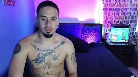 tony_and_sophia webcam model stream image