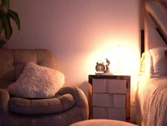 _andyy__ webcam model stream image