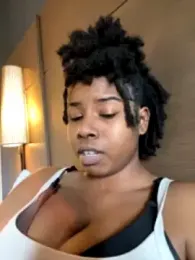 feistyariess webcam model stream image