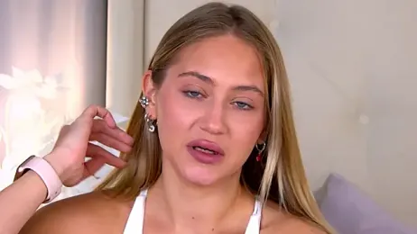 ur_wet_dreams webcam model stream image