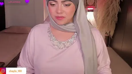 shayla_18 webcam stripchat model stream image