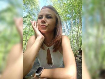 CrazyVika webcam bongacams model stream image