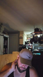 cuttdog2 webcam model stream image