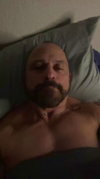 bustedsprockets webcam model stream image