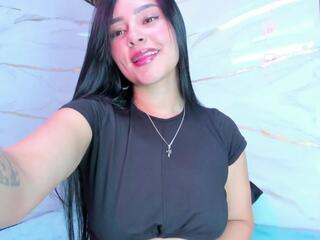 Lucy Hardd webcam model stream image