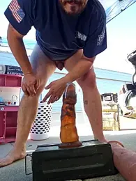 UncutHammer69 webcam model stream image