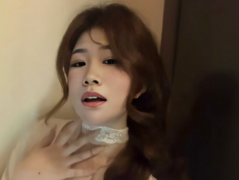 LucyJohn webcam model stream image